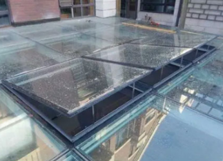 黑龙江电动雨感天窗：科技与舒适的完美融合